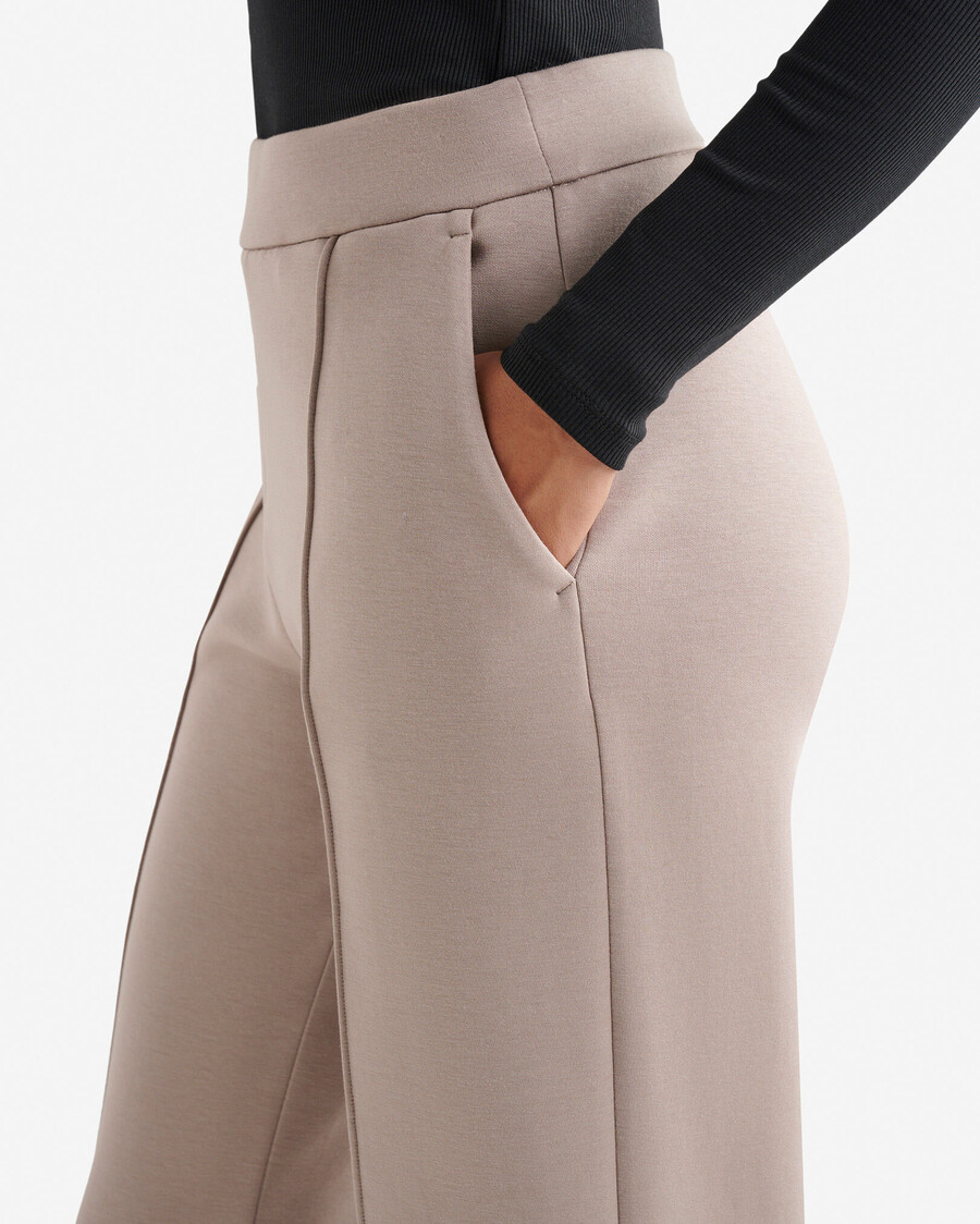 pantalón deportivo roam
