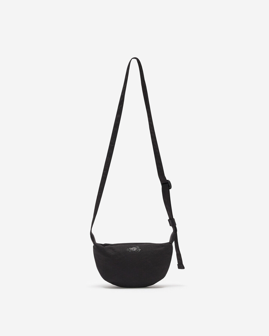 bolso pequeño de media luna de nailon