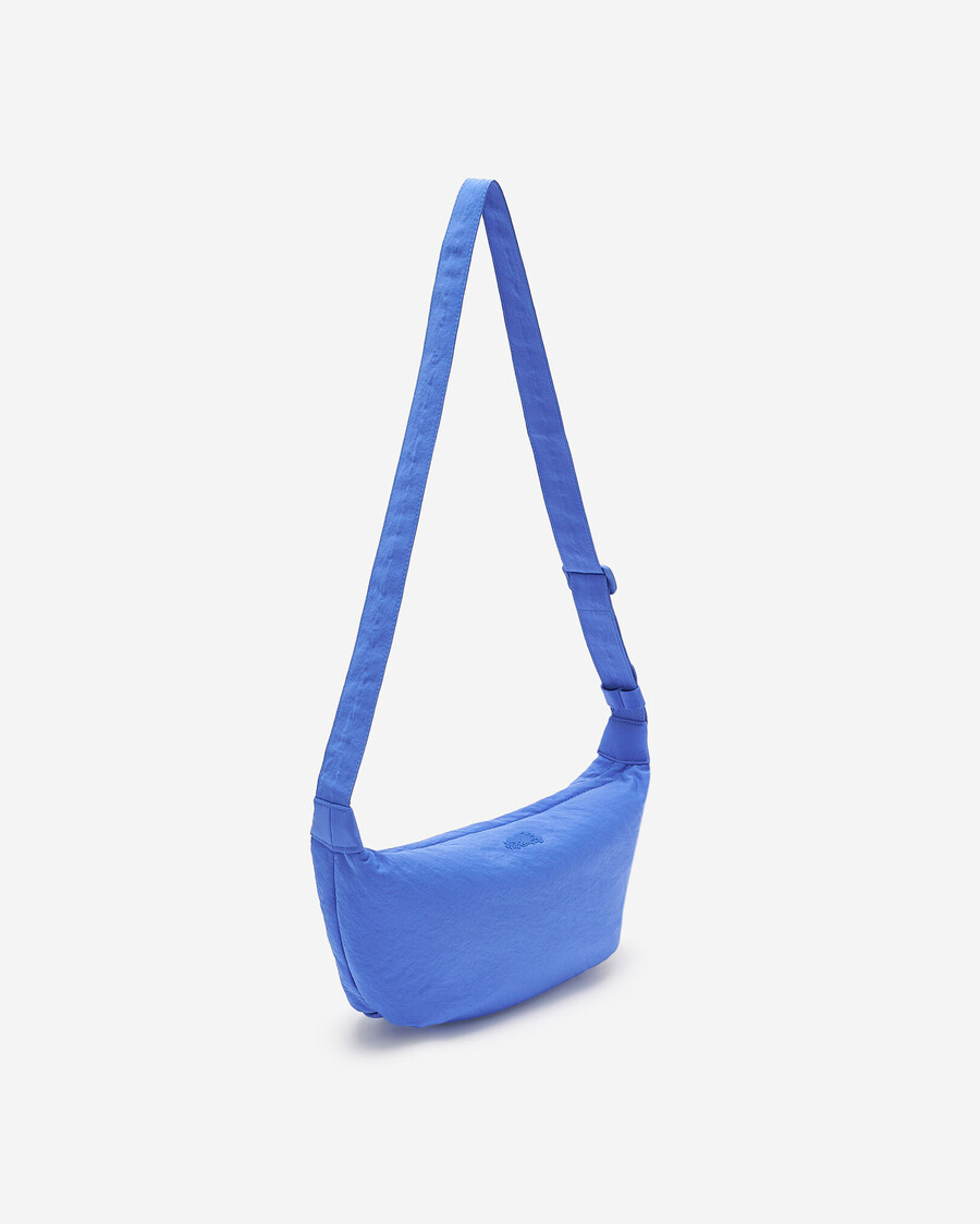 bolso mediano de media luna de nailon