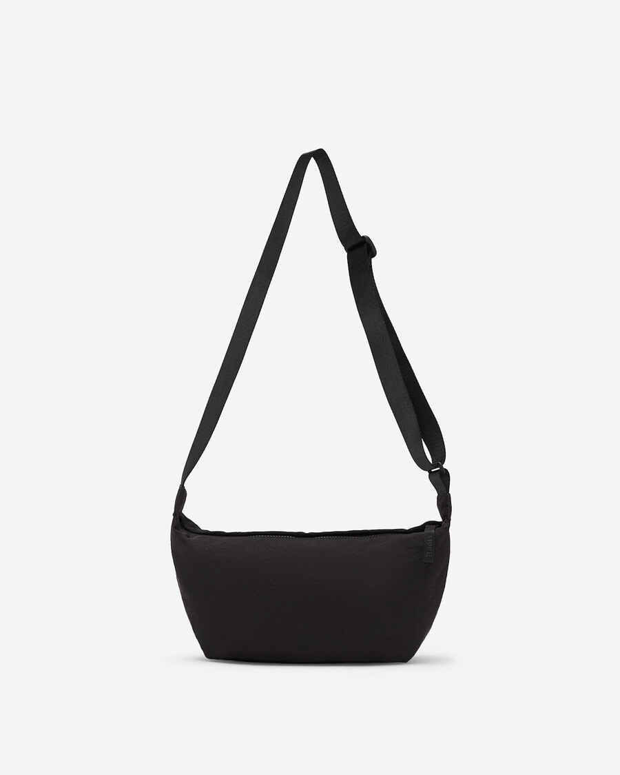 bolso mediano de media luna de nailon