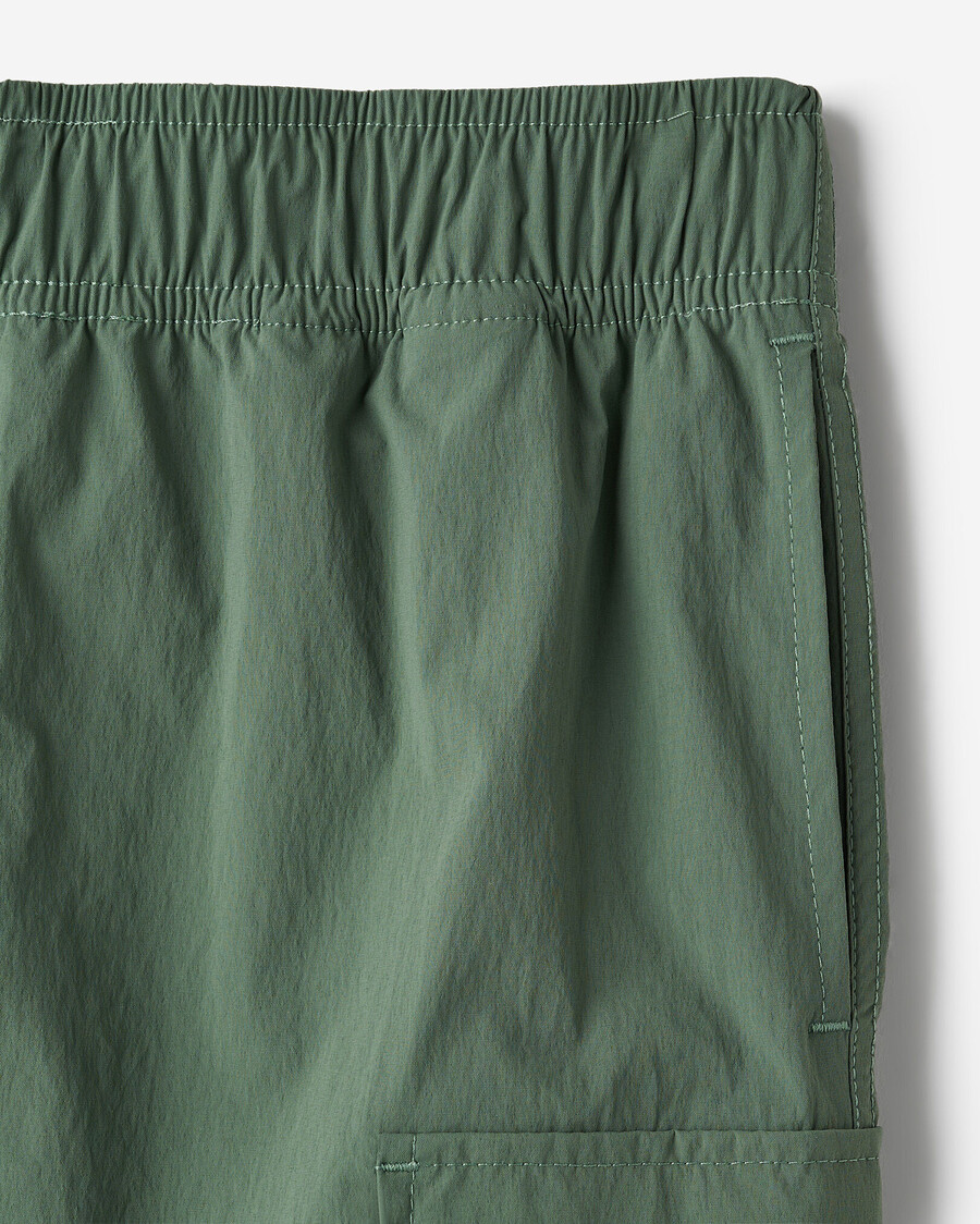 pantalón corto cargo híbrido para niños