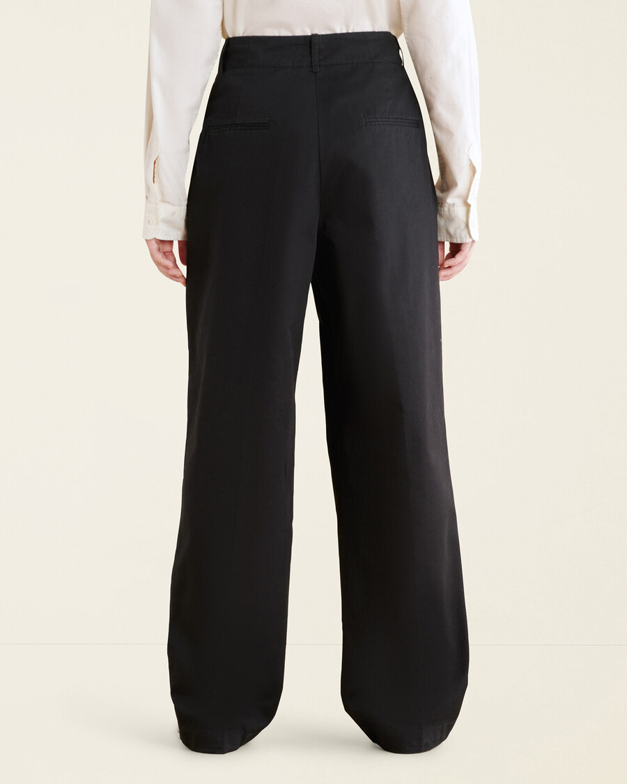 pantalón plisado dauphin
