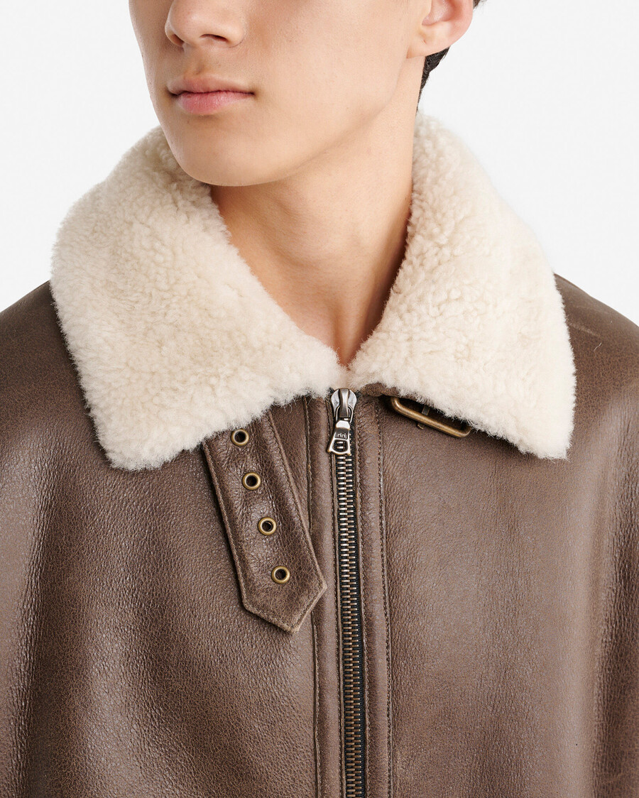 chaqueta de piel de oveja sin género