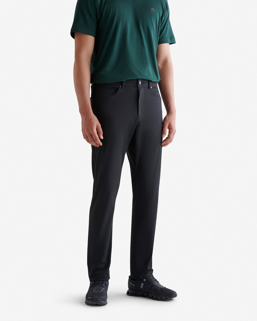 pantalón park tech de 5 bolsillos con entrepierna de 30 pulgadas