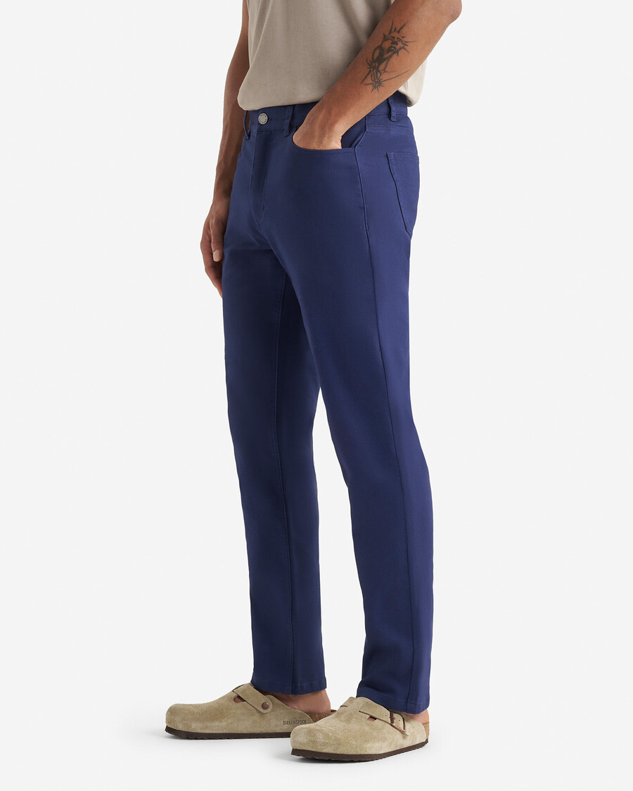 pantalón park stretch de 5 bolsillos con entrepierna de 32 pulgadas