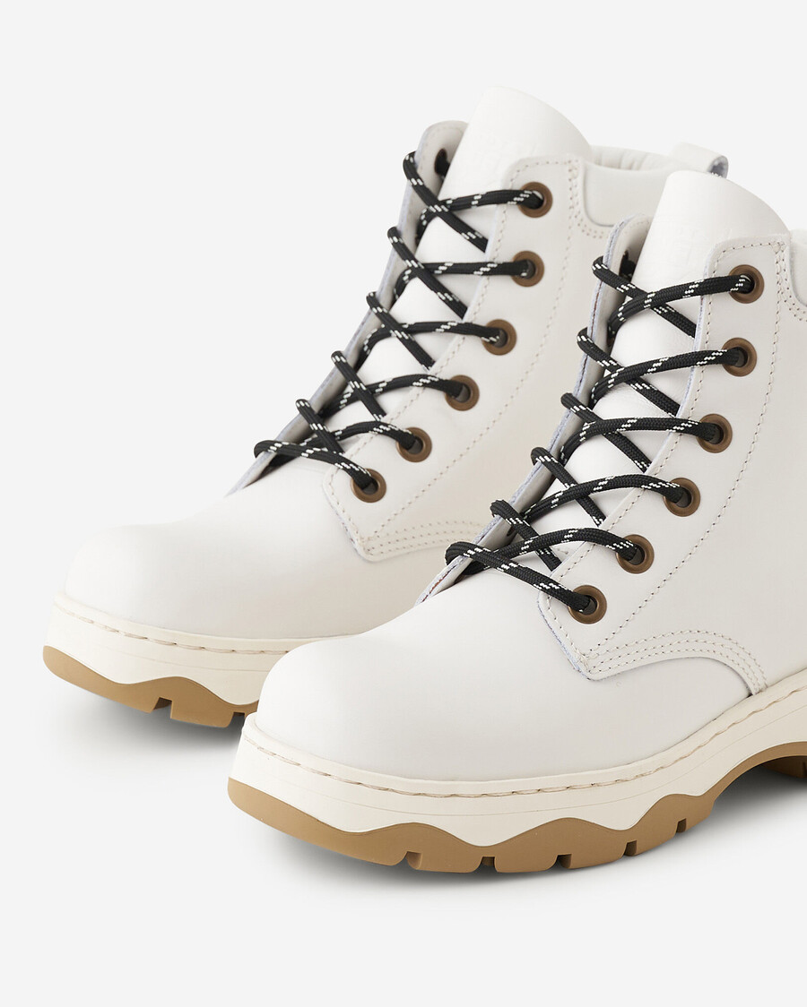 bota tuff
