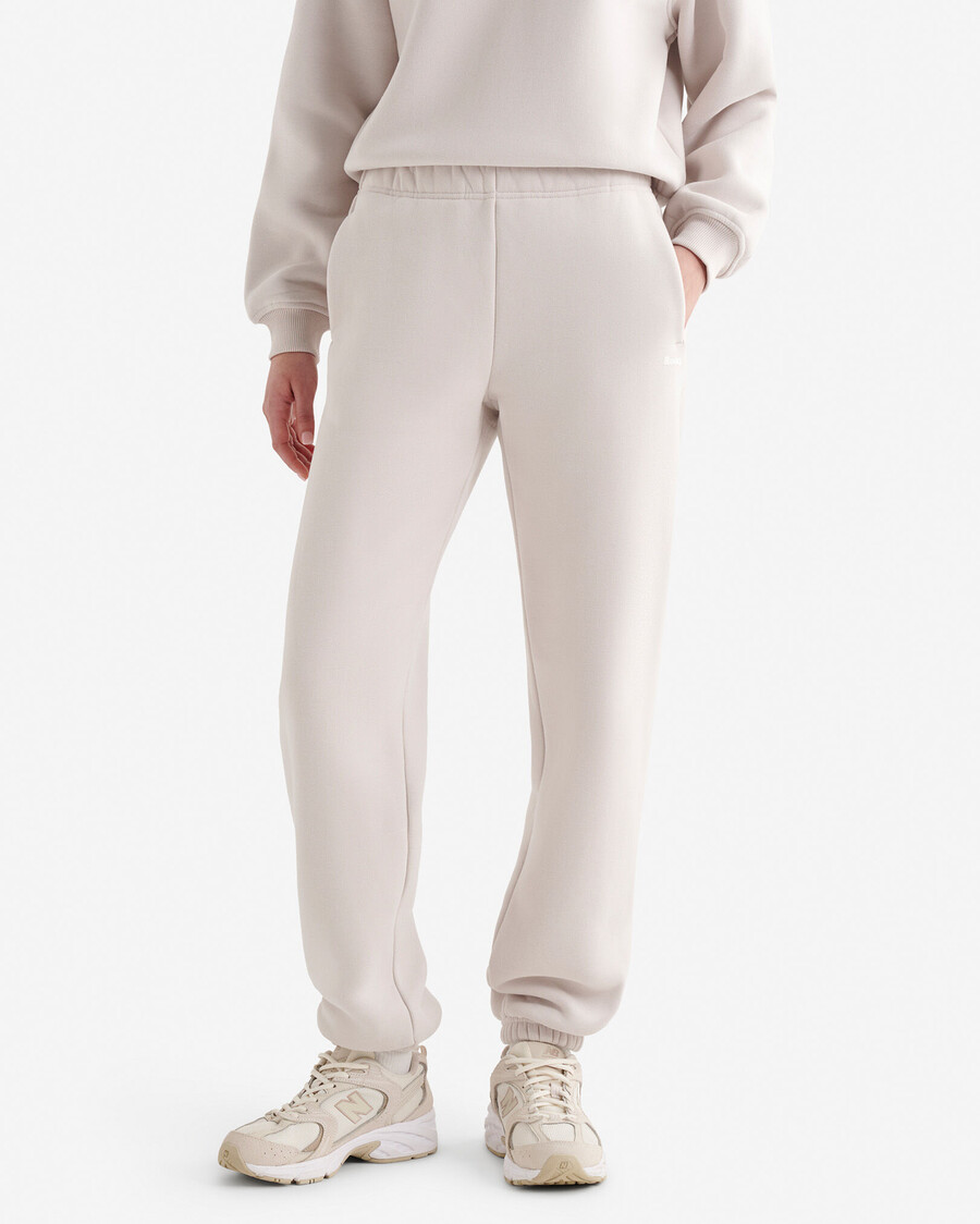 pantalón deportivo cloud