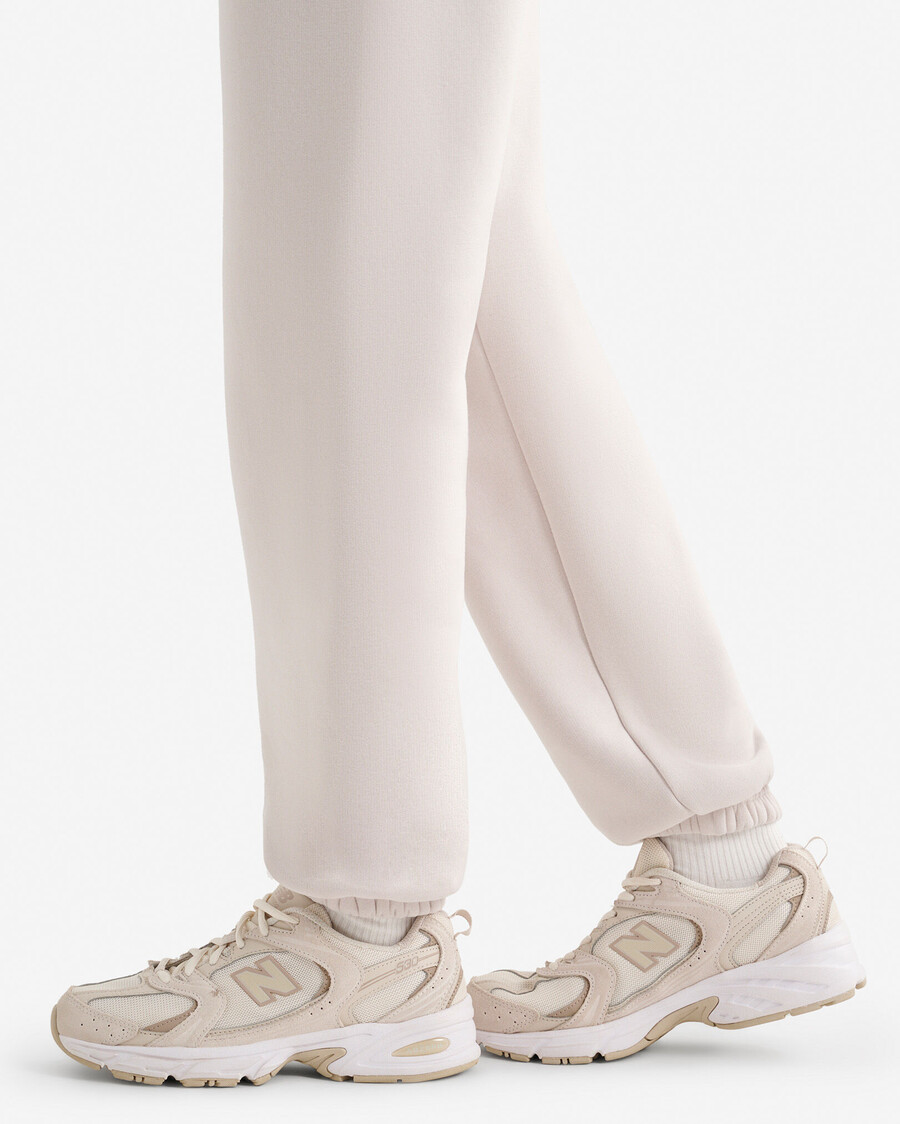 pantalón deportivo cloud