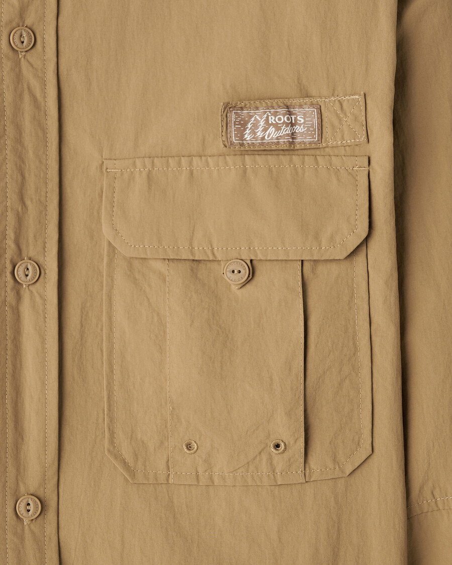 camisa de nailon para exteriores roots