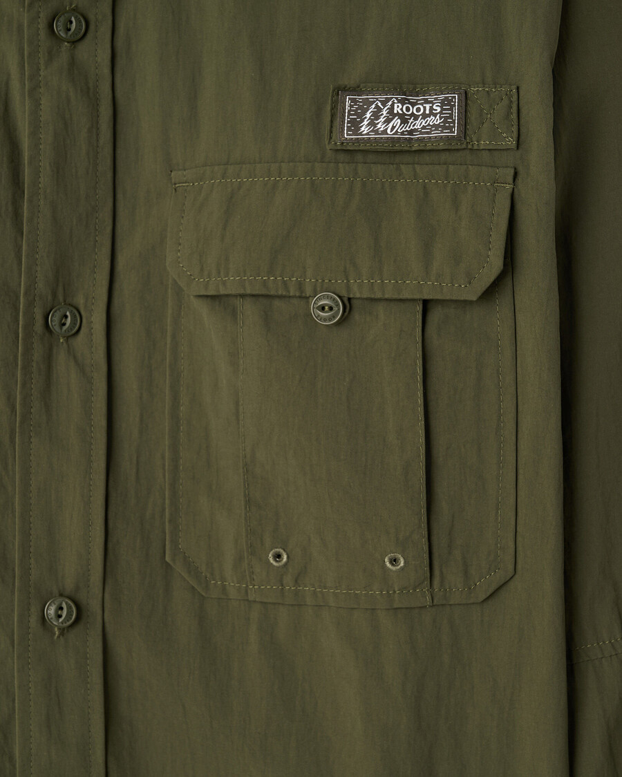 camisa de nailon para exteriores roots